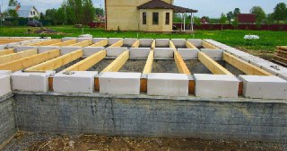 Фундамент для дома Удомля. Заказать под ключ цена от 3349 руб/м3